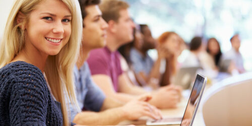 Online CNA Programs – Costs, Duration, and Factors to Consider