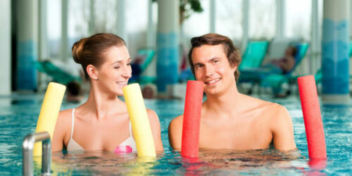 Best swimming techniques for people with low or no vision