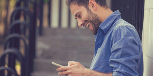 Factors to consider while choosing business internet phone systems