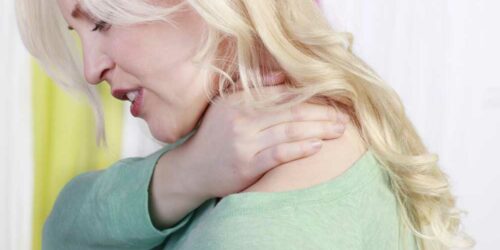 Fibromyalgia vs. Rheumatoid Arthritis – Understanding the Causes and Symptoms