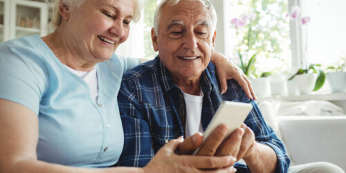 Here’s how to get free cell phones for seniors