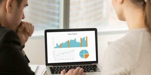 Is accounting knowledge necessary for using accounting software