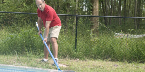 4 cleaning solutions for swimming pools you should know about!