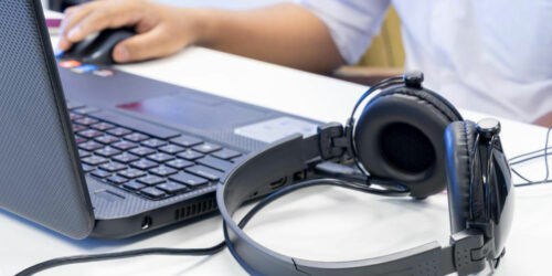 A quick guide to the different kinds of headphones available