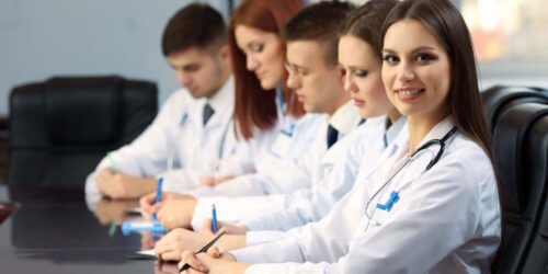 Job opportunities for medical assistant degree holders