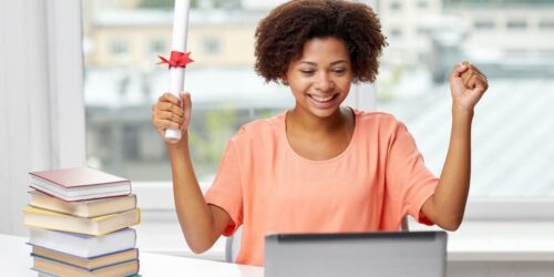 Reasons To Earn College Degrees Online