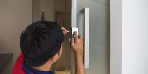 3 popular online certifications to become a locksmith