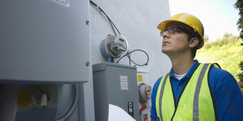 Solar Generators – Types, Components, and Things to Consider